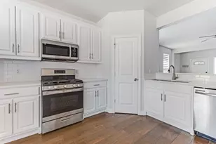 612 S Moore St, Dallas, TX 75203 - Photo 9