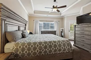 2211 Eriksson Ln, Dallas, TX 75204 - Photo 17