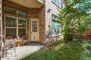 2211 Eriksson Ln, Dallas, TX 75204 - Photo 25