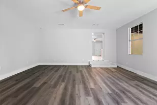 8719 Freeport Dr, Dallas, TX 75228 - Photo 9