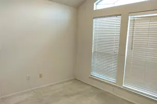 309 Odell St, Cleburne, TX 76033 - Photo 19