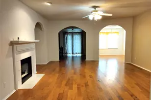 309 Odell St, Cleburne, TX 76033 - Photo 7