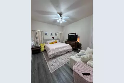6812 Wilhelmina Drive, Dallas, TX 75237 - Photo 3