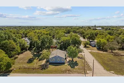 610 N Shawnee Street, Ennis, TX 75119 - Photo 39