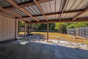 8945 Flicker Ln, Dallas, TX 75238 - Photo 21