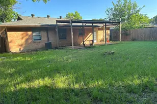 13836 Stardust Ln, Farmers Branch, TX 75234 - Photo 15