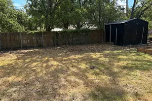 13836 Stardust Ln, Farmers Branch, TX 75234 - Photo 17