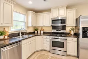 1311 S Edgefield Ave, Dallas, TX 75208 - Photo 7