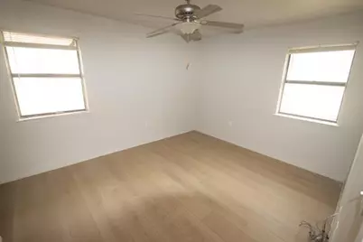 109 Simmons Loop, Van Alstyne, TX 75495 - Photo 13