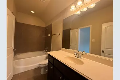 217 Barrington Lane, Lewisville, TX 75067 - Photo 11