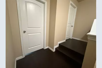 217 Barrington Lane, Lewisville, TX 75067 - Photo 13