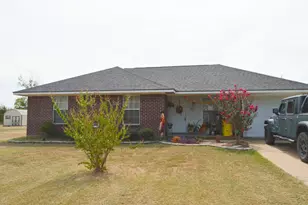 528 N 5th St, Quinlan, TX 75474 - Photo 3