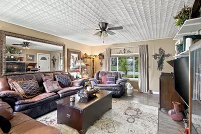 215 W Munson Street, Denison, TX 75020 - Photo 7