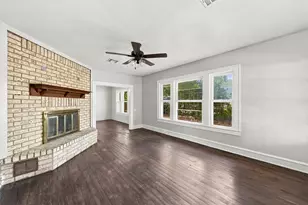 2114 Lyle Ave, Waco, TX 76708 - Photo 3