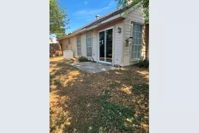 1026 Sanders Drive, Duncanville, TX 75137 - Photo 3