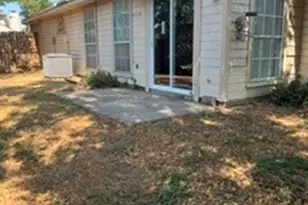 1026 Sanders Dr, Duncanville, TX 75137 - Photo 3