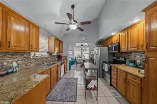 517 Shore Line Dr, Tool, TX 75143 - Photo 5
