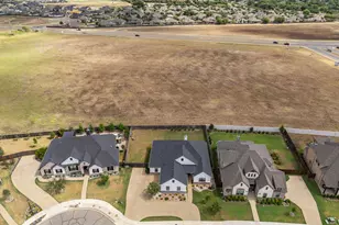 2108 Stinson Ct, Lorena, TX 76655 - Photo 33