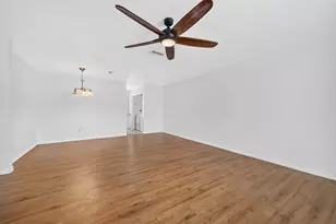 4 E Mountain Creek Ct, Grand Prairie, TX 75052 - Photo 3