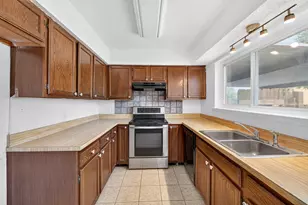 4 E Mountain Creek Ct, Grand Prairie, TX 75052 - Photo 13