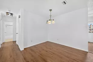 4 E Mountain Creek Ct, Grand Prairie, TX 75052 - Photo 5