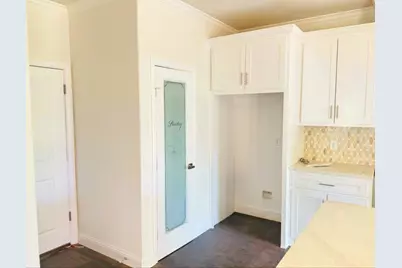 2033 S Edgewood Terrace, Fort Worth, TX 76105 - Photo 7