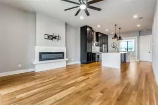 805 Pavillion St, Dallas, TX 75204 - Photo 9