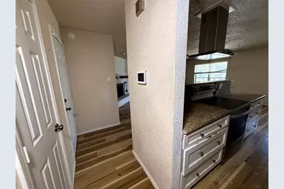 305 S Willow Street, Mansfield, TX 76063 - Photo 9
