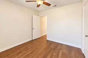 806 Blessing Creek Dr, Euless, TX 76039 - Photo 15