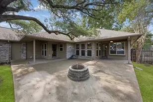 3702 Elmcrest Cir, Garland, TX 75040 - Photo 29