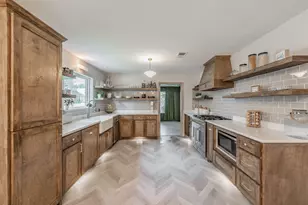 2211 Midhurst Dr, Arlington, TX 76013 - Photo 5