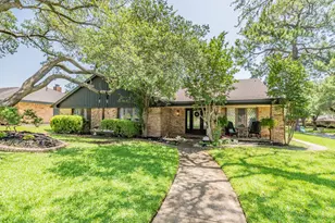 2211 Midhurst Dr, Arlington, TX 76013 - Photo 1