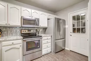 507 Heather Dr, Granbury, TX 76048 - Photo 9