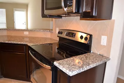 405 Sandy Lane, Little Elm, TX 75068 - Photo 11