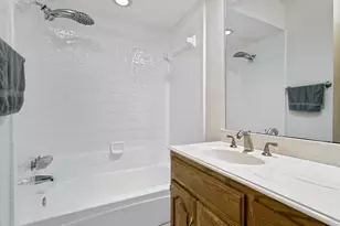 2144 S Winding Creek Dr, Grapevine, TX 76051 - Photo 11