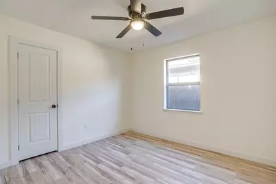 2421 Meadow View, Bedford, TX 76021 - Photo 25