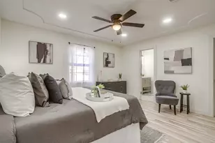2421 Meadow Vw, Bedford, TX 76021 - Photo 19