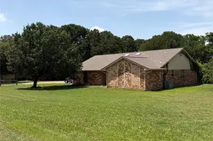 200 Windridge Trail, Burleson, TX 76028 - Photo 1