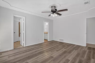 1016 Westminster Lane, Mansfield, TX 76063 - Photo 15