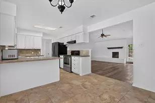 1016 Westminster Ln, Mansfield, TX 76063 - Photo 11
