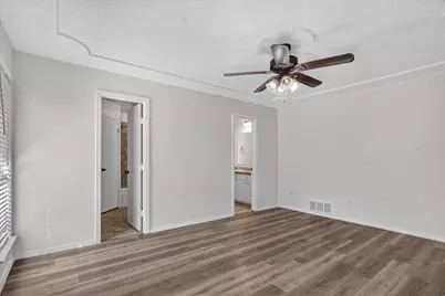 1016 Westminster Lane, Mansfield, TX 76063 - Photo 13