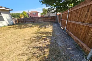 1630 Duet Dr, Dallas, TX 75241 - Photo 3