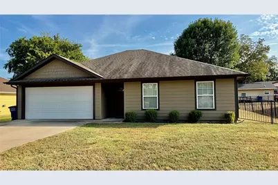 104 Herron Street, Farmersville, TX 75442 - Photo 1