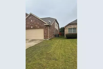 2708 Cumberland Trail, Balch Springs, TX 75181 - Photo 3