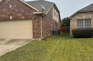 2708 Cumberland Trail, Balch Springs, TX 75181 - Photo 3