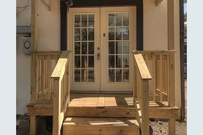 1705 N Riverside Drive #B, Fort Worth, TX 76111 - Photo 25