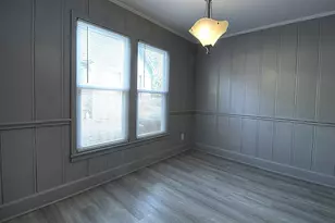 1705 N Riverside Dr, Fort Worth, TX 76111 - Photo 13