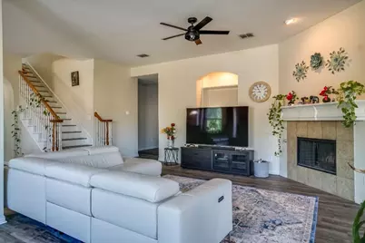 7721 Glenwood Springs Lane, McKinney, TX 75070 - Photo 5