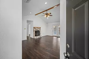 2812 Paisley St, Denton, TX 76209 - Photo 3
