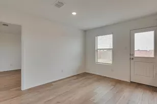 409 Laurenbrooke Dr, Anna, TX 75409 - Photo 5